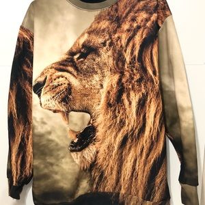 Beloved Lion Sweatshirt Graphic Photo Size Medium